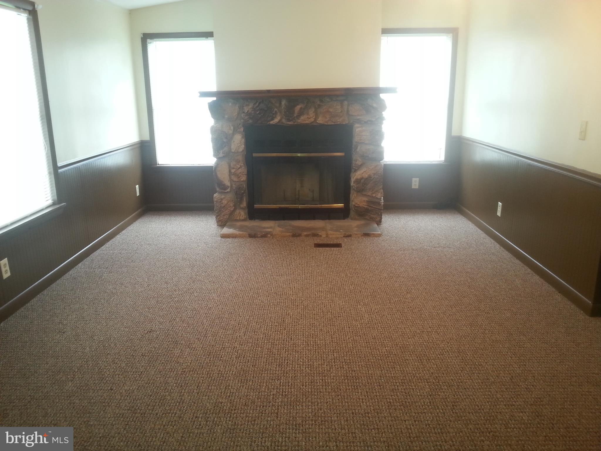 13132 National Pike Clear Spring, MD 21722 - Photo 10 of 20 Family Room