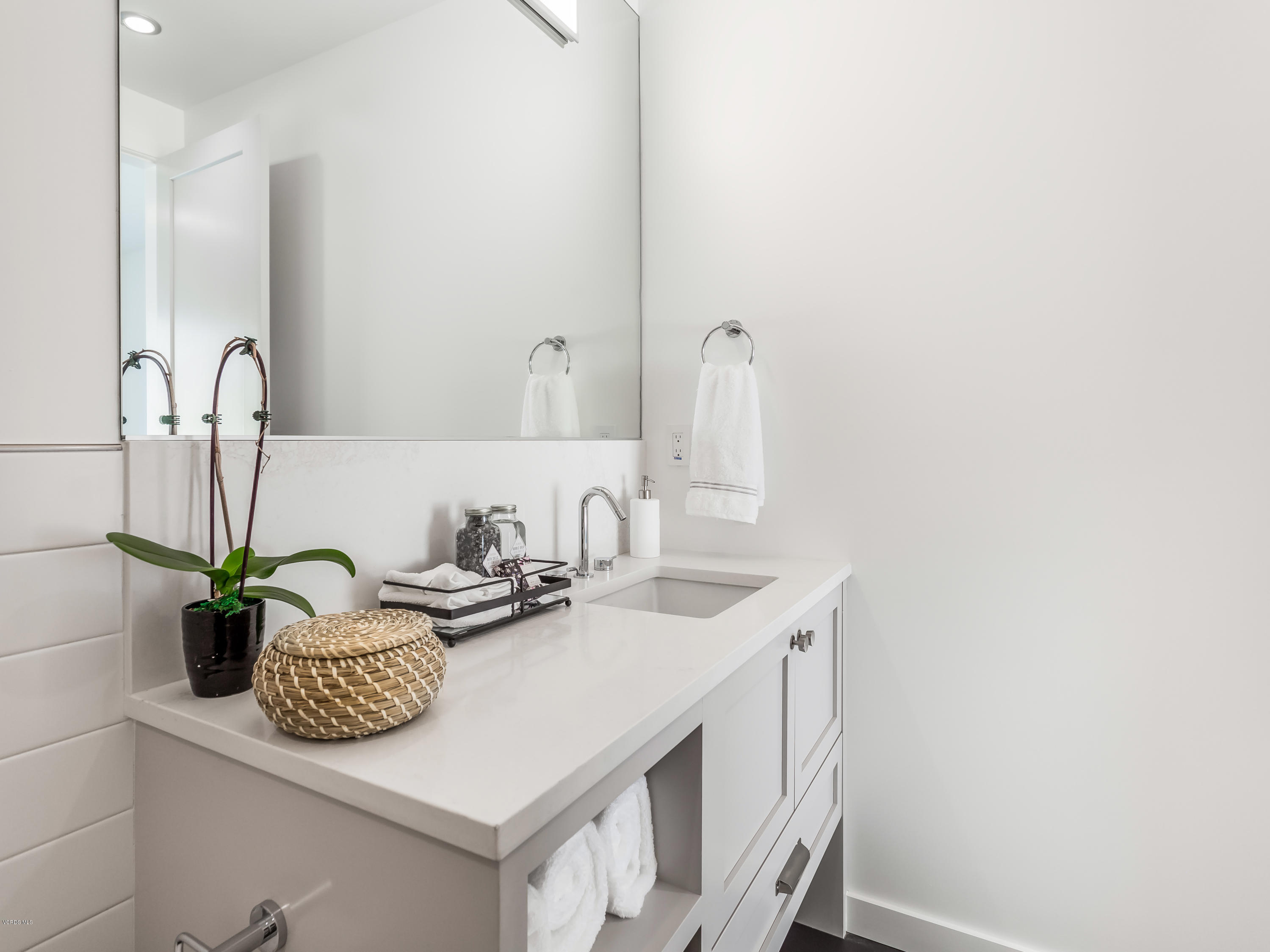 752 Skyview Terrace Ventura, CA 93003 - Photo 16 of 30 IMG_3201