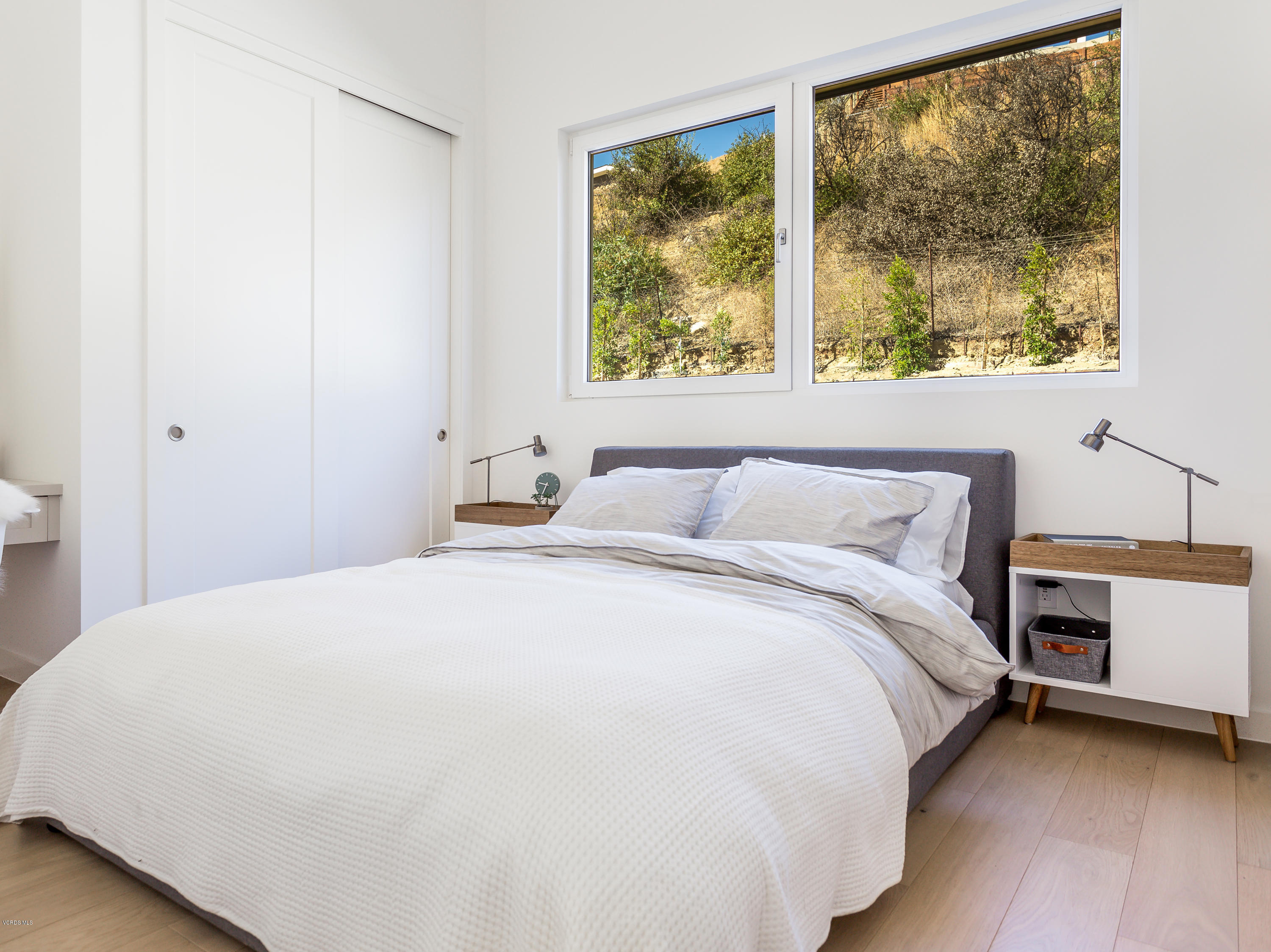 752 Skyview Terrace Ventura, CA 93003 - Photo 19 of 30 IMG_3218