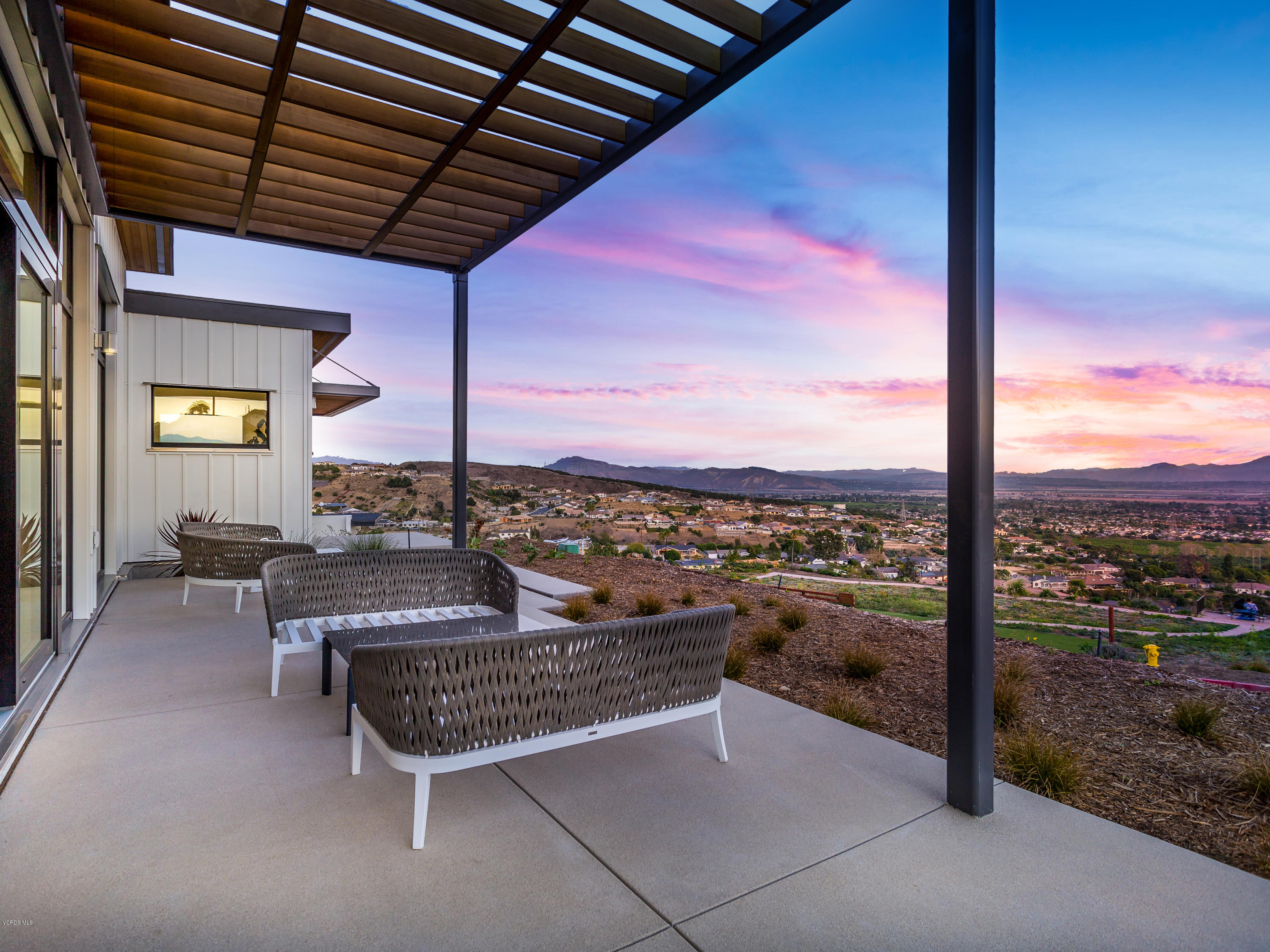 752 Skyview Terrace Ventura, CA 93003 - Photo 28 of 30 IMG_3245