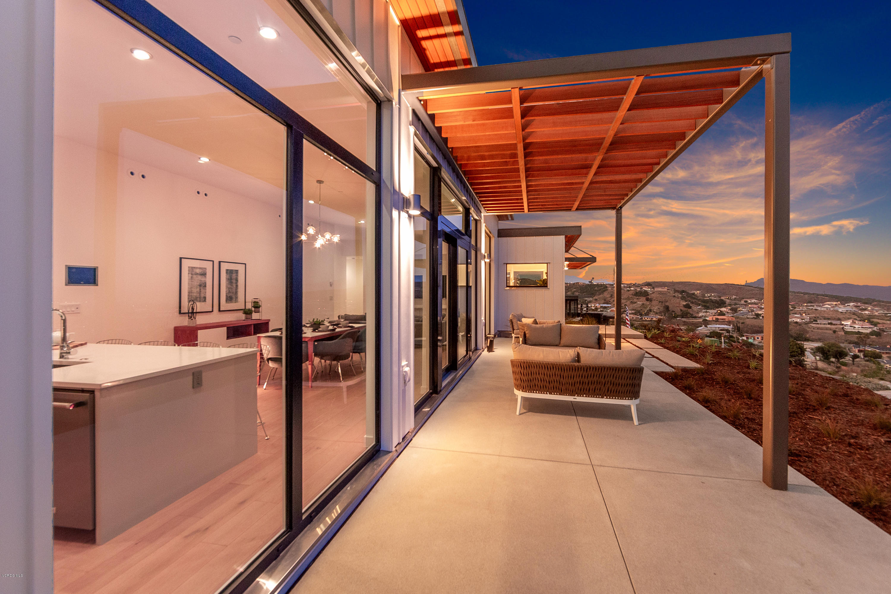 752 Skyview Terrace Ventura, CA 93003 - Photo 30 of 30 159