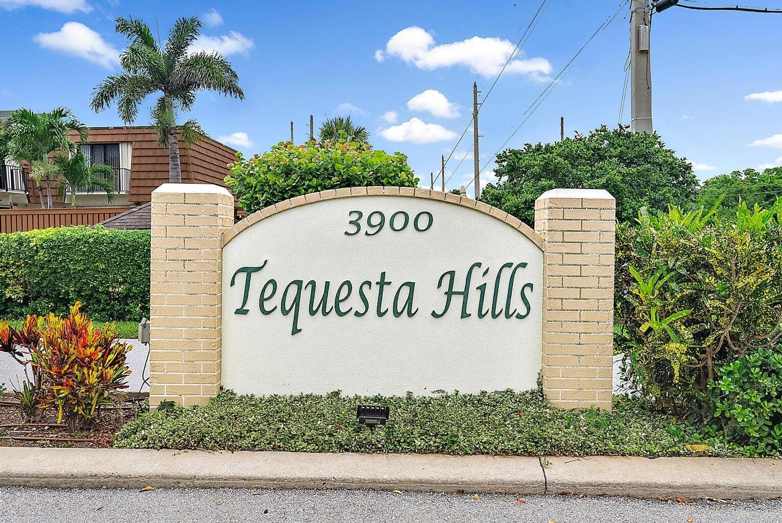 3900 County Line Road, Unit 26C Tequesta, FL 33469 - Photo 2 of 12 Teq Hills Entrance
