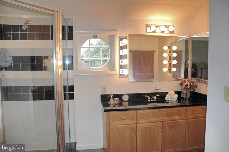 1420 Hillcrest Road Lancaster, PA 17603 - Photo 13 of 21 Gallery Image 13
