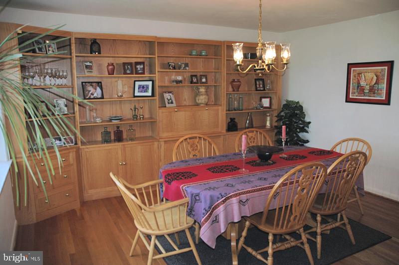 1420 Hillcrest Road Lancaster, PA 17603 - Photo 4 of 21 Gallery Image 4