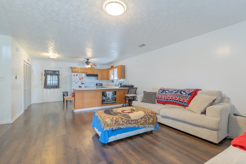 1502 31st Street Valley, AL 36854 - Photo 2 of 13