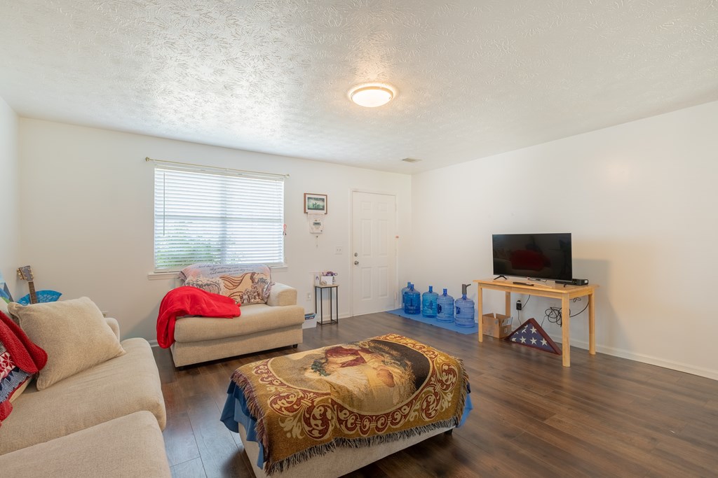 1502 31st Street Valley, AL 36854 - Photo 5 of 13