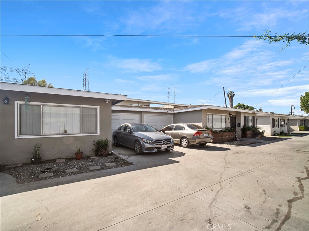 16840 Passage Paramount Ca Paramount, CA 90723 - Photo 6 of 16 a view of a car parked in front of a building
