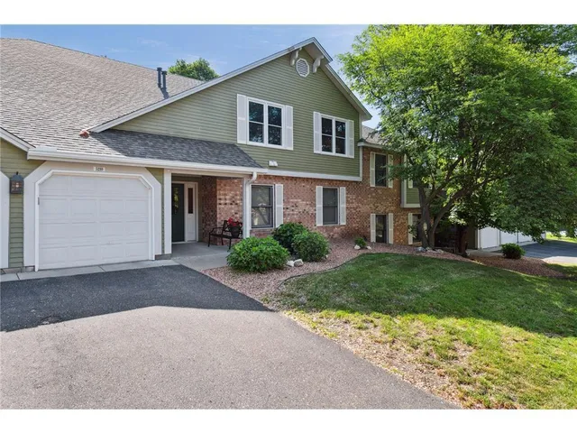 $210,000 | 5210 Balmoral Lane, Unit 305, Bloomington, MN 55437