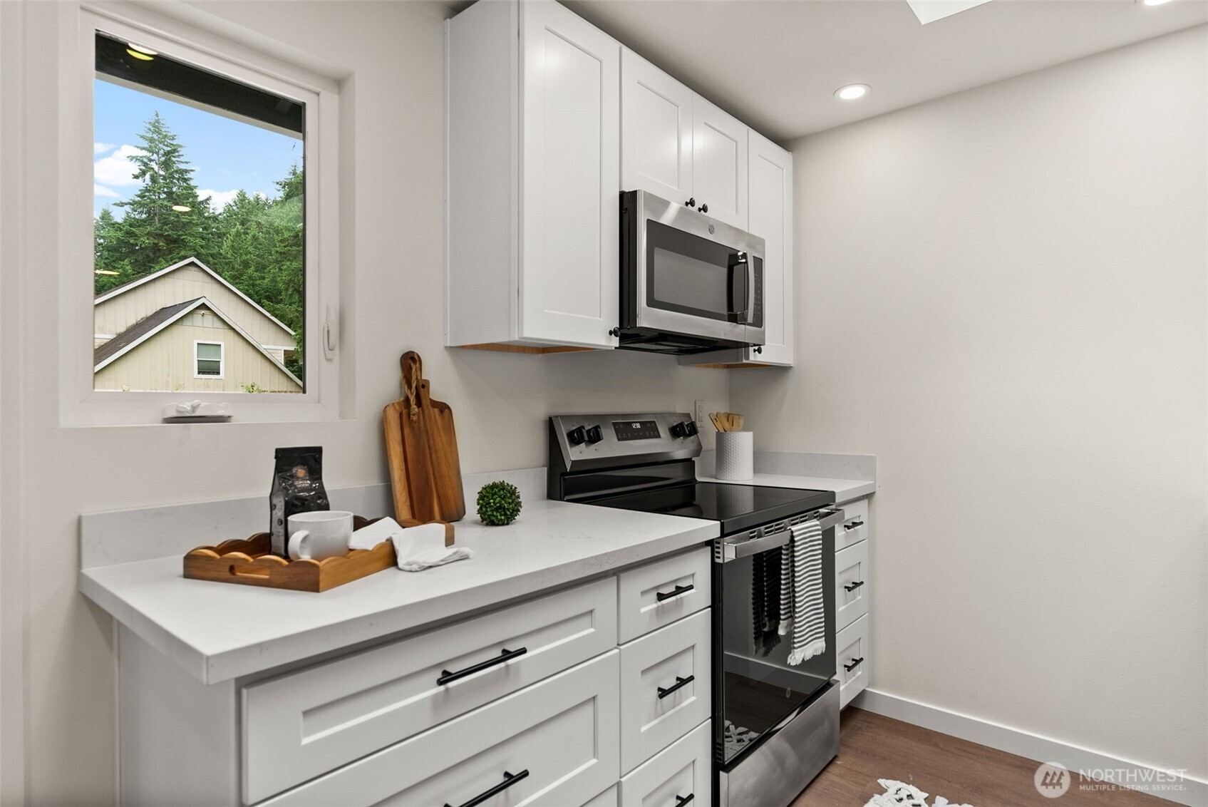 754 Southwest Oak Road Port Orchard, WA 98367 - Photo 14 of 35 Gallery Image 14
