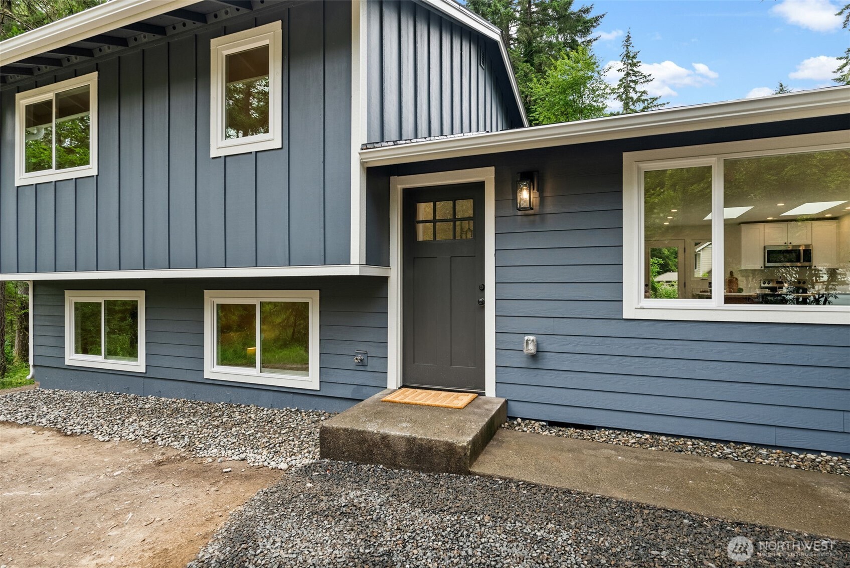 754 Southwest Oak Road Port Orchard, WA 98367 - Photo 2 of 35 Gallery Image 2