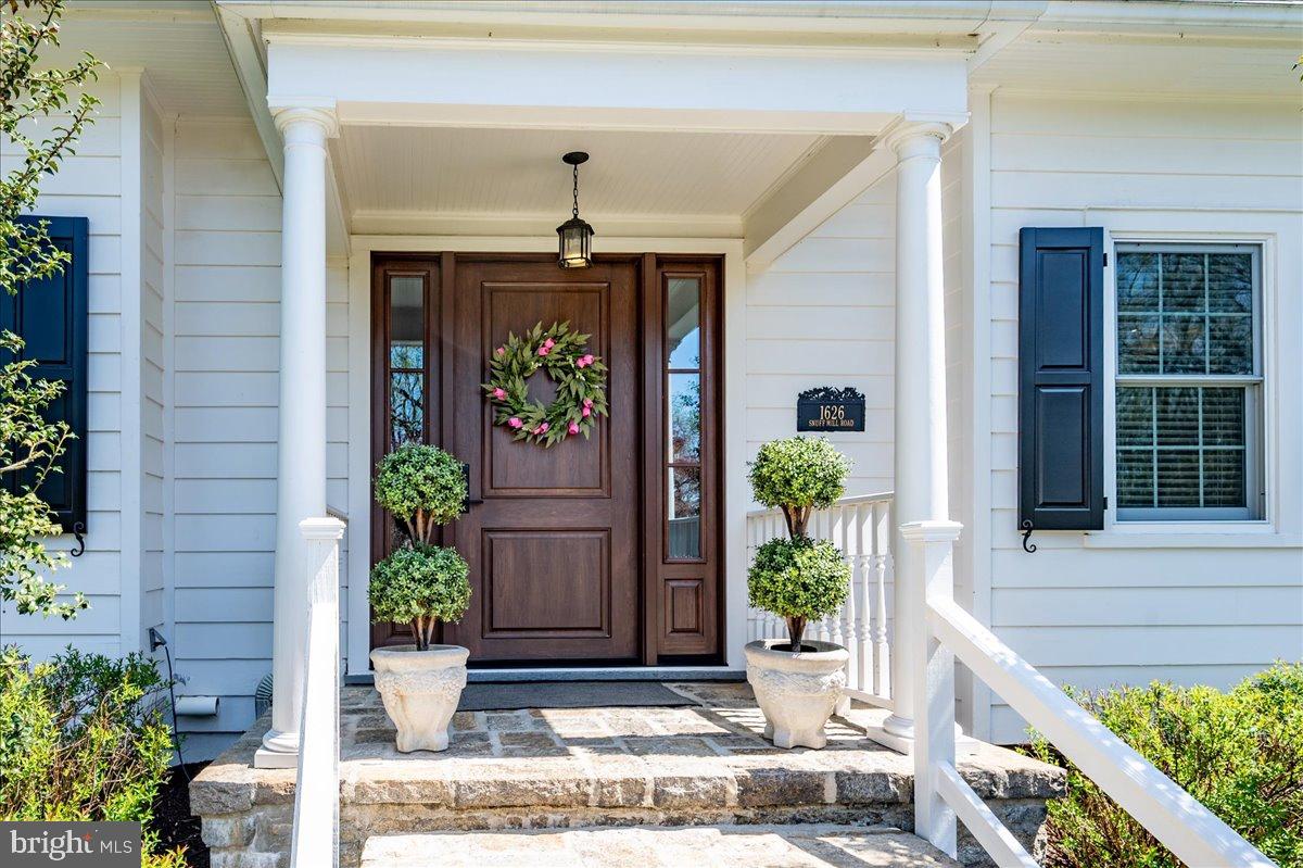 1626 Snuff Mill Road Hockessin, DE 19707 - Photo 4 of 61 Welcoming entrance, granite walkway and porch