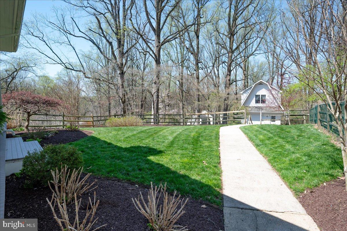 1626 Snuff Mill Road Hockessin, DE 19707 - Photo 54 of 61 Fenced in yard and professional landscaping