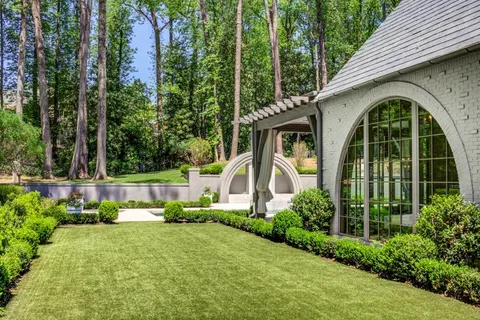 $9,000,000 | 365 King Road Northwest, Atlanta, GA 30342