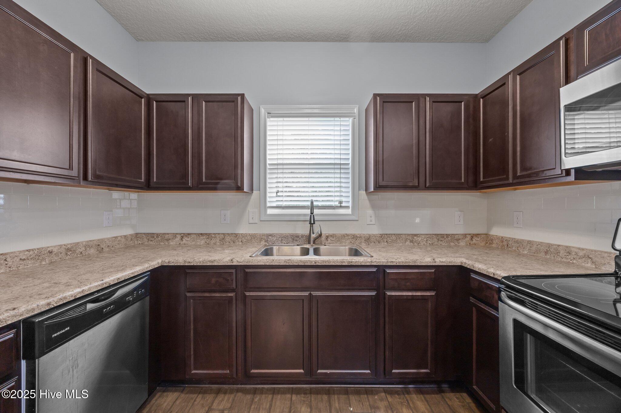 308 Frisco Way Holly Ridge, NC 28445 - Photo 24 of 53 24-web-or-mls-IMG_2202