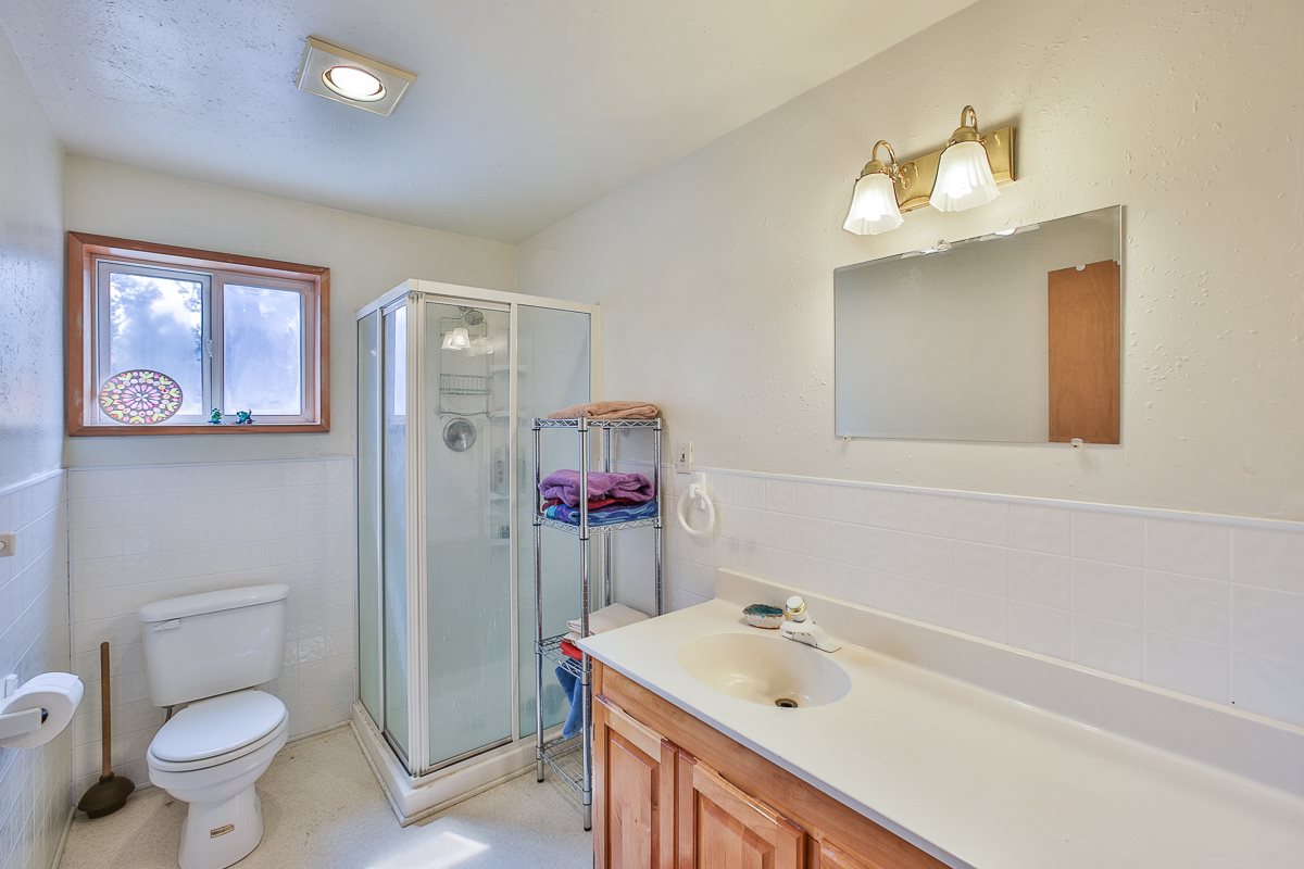 707 South Farr Road Spokane Valley, WA 99206 - Photo 4 of 20 Gallery Image 4