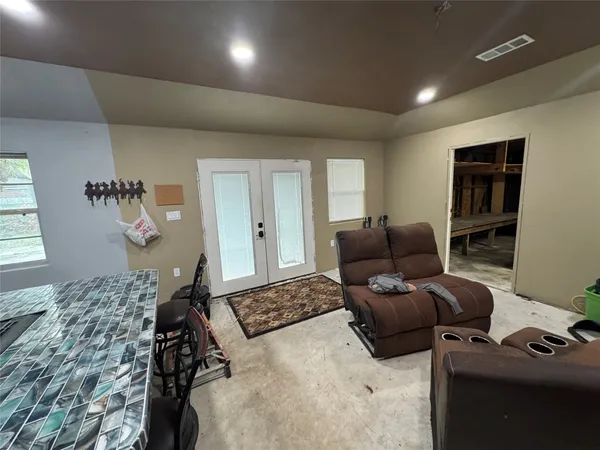 $255,000 | 4717 33rd Street East, Dickinson, TX 77539