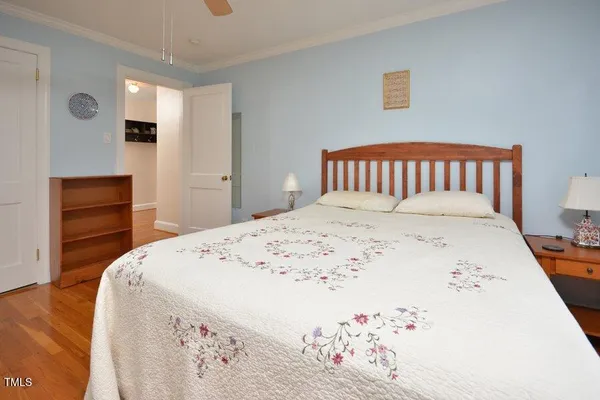 $2,100 | 812 West Knox Street, Durham, NC 27701