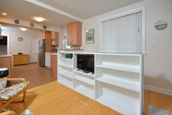 $2,100 | 812 West Knox Street, Durham, NC 27701