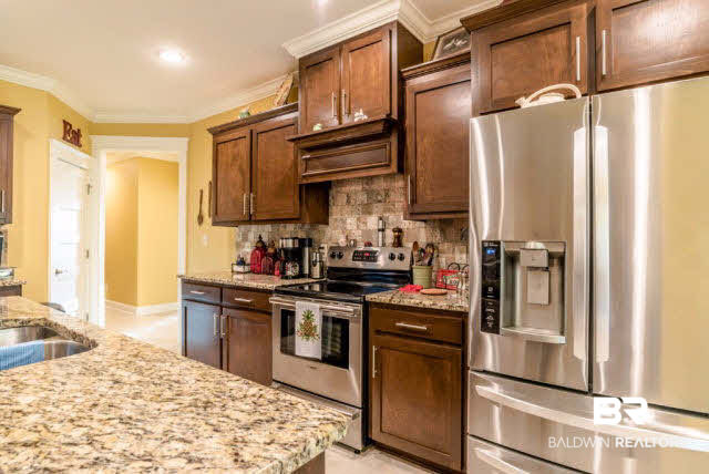 8843 Rosedown Lane Daphne, AL 36526 - Photo 5 of 25 Kitchen