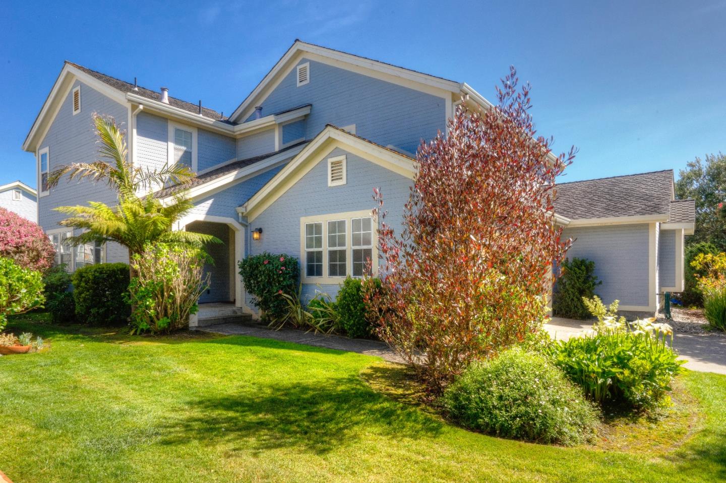 9 Muirfield Road Half Moon Bay, CA 94019 - Photo 2 of 27