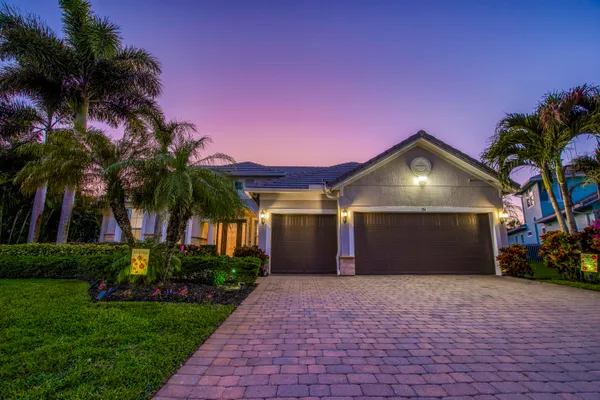$1,984,555 | 134 Shores Pointe Drive, Jupiter, FL 33458