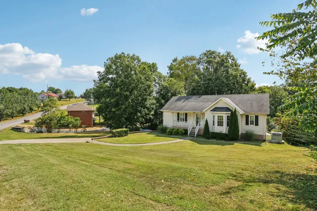 $424,500 | 1052 Shadowbrook Drive, Greenbrier, TN 37073