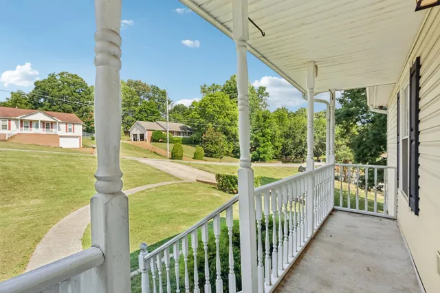 $424,500 | 1052 Shadowbrook Drive, Greenbrier, TN 37073