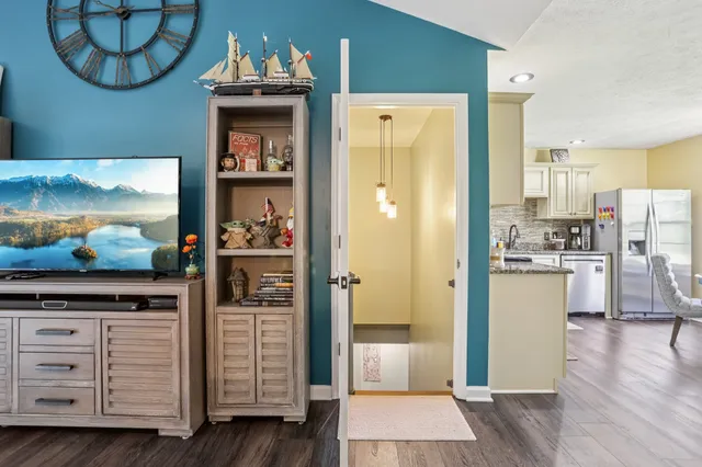 $424,500 | 1052 Shadowbrook Drive, Greenbrier, TN 37073