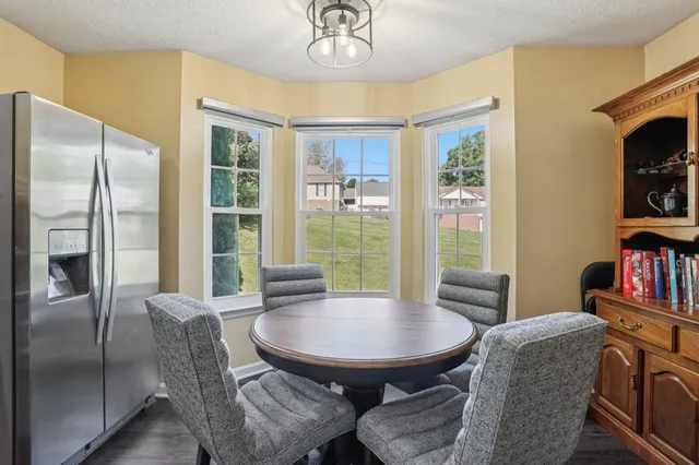 $424,500 | 1052 Shadowbrook Drive, Greenbrier, TN 37073