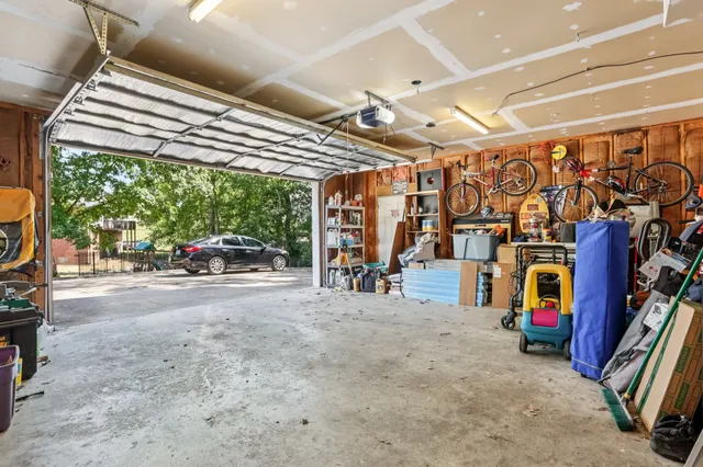 $424,500 | 1052 Shadowbrook Drive, Greenbrier, TN 37073