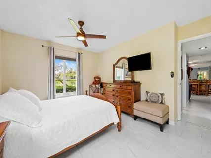 $239,999 | 13750 Oneida Drive, Unit E1, Delray Beach, FL 33446