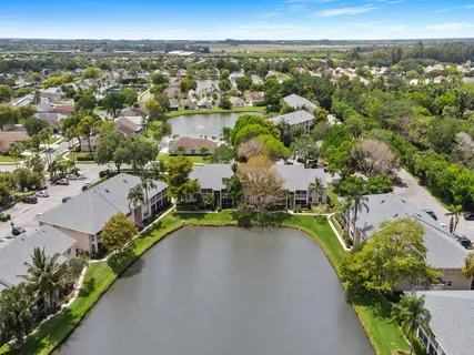 $239,999 | 13750 Oneida Drive, Unit E1, Delray Beach, FL 33446