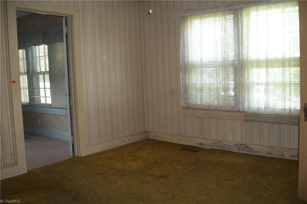 181 Giles Road Lexington, NC 27295 - Photo 11 of 22 Gallery Image 11