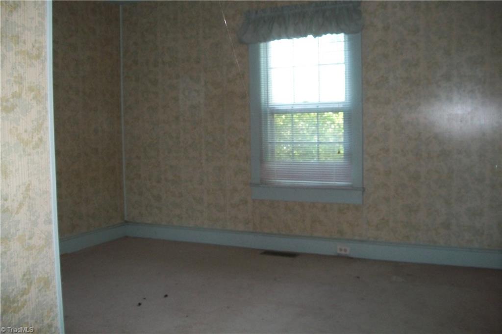 181 Giles Road Lexington, NC 27295 - Photo 9 of 22 Gallery Image 9