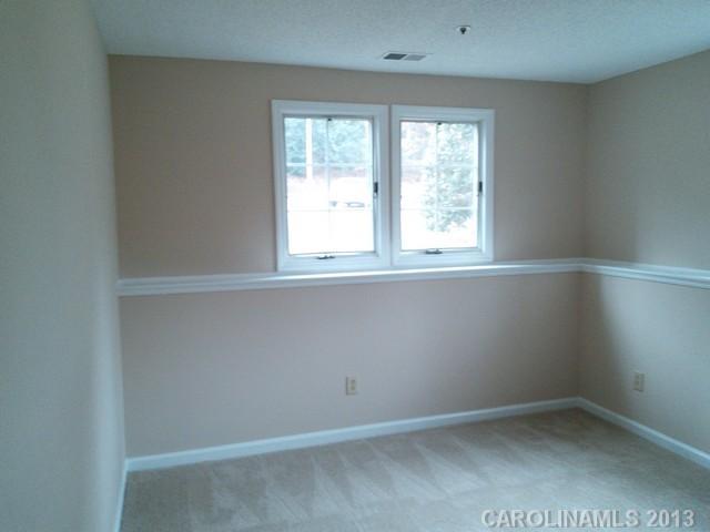 19819 Henderson Road, Unit A Cornelius, NC 28031 - Photo 6 of 12 Gallery Image 6