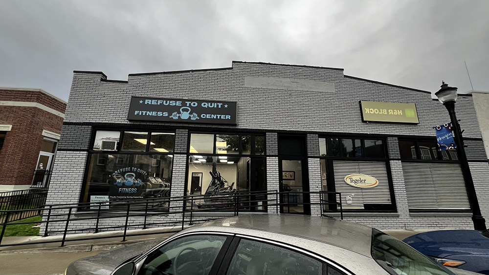 222 West Main Street Morrison, IL 61270 - Photo 1 of 21 a view of a house with sitting area