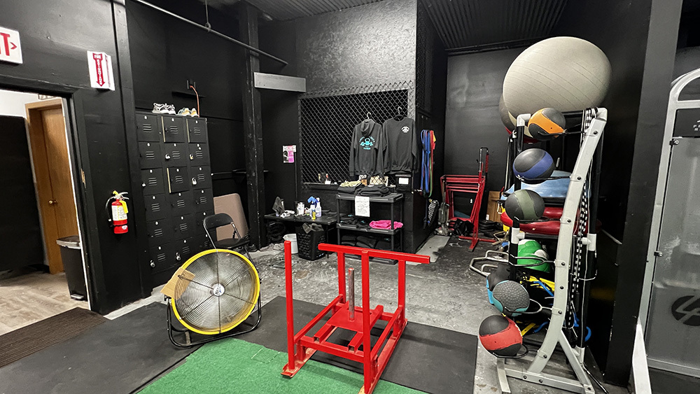 222 West Main Street Morrison, IL 61270 - Photo 18 of 21 a living room with furniture and entryway