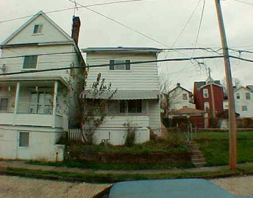 734 Mary Street McKees Rocks, PA 15136 - Photo 1 of 1