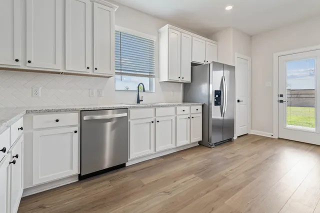 $323,900 | 1023 Whispering Winds Drive, Beasley, TX 77417