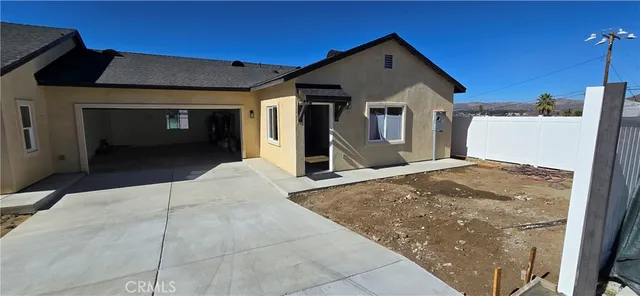 $900,000 | 237 East Prospect Street, Lake Elsinore, CA 92530