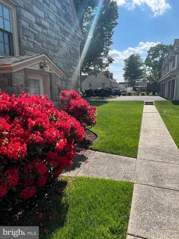a view of building with garden