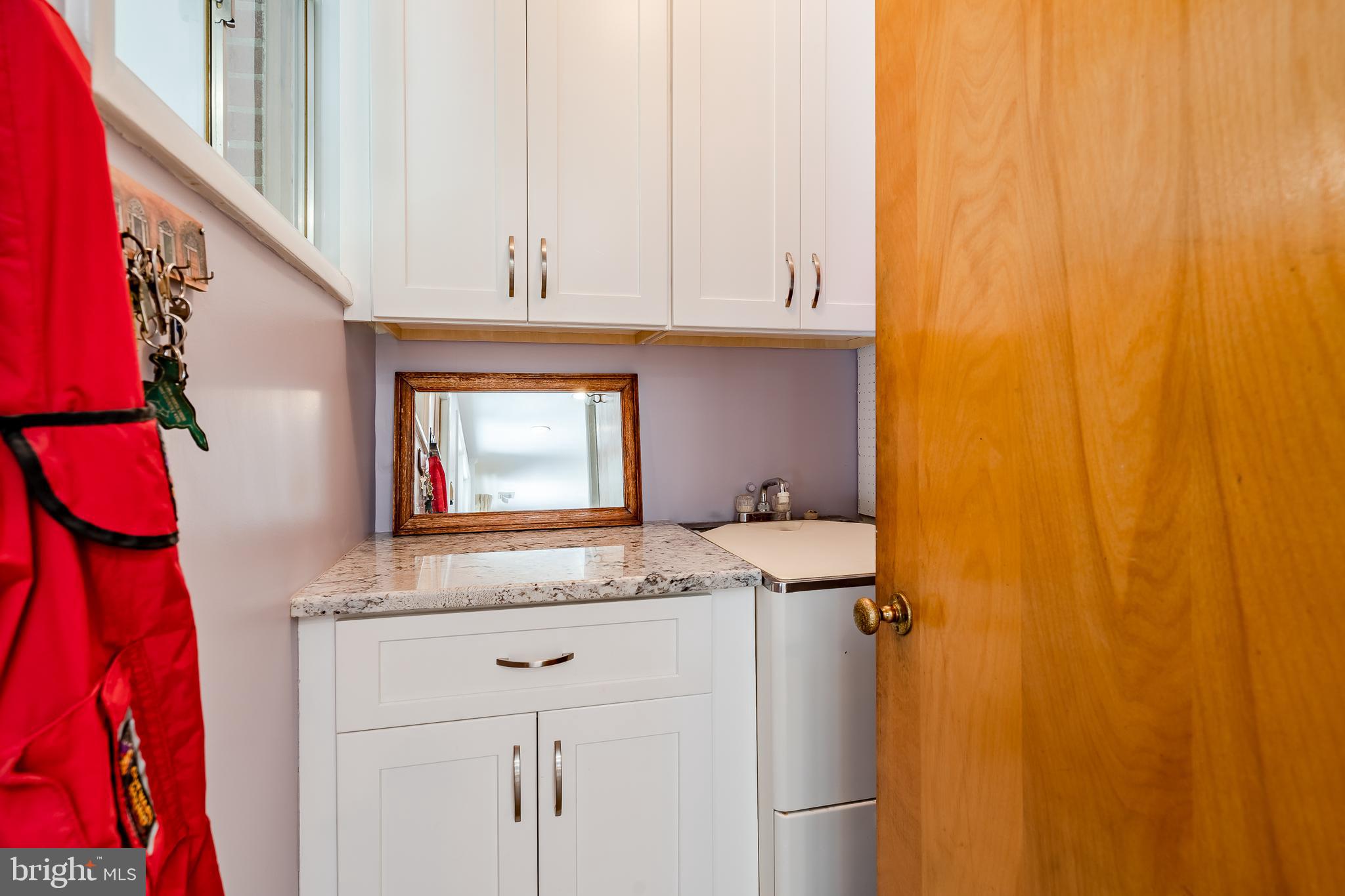 102 Pine Tree Road Paoli, PA 19301 - Photo 11 of 33 Pantry area with wash tub
