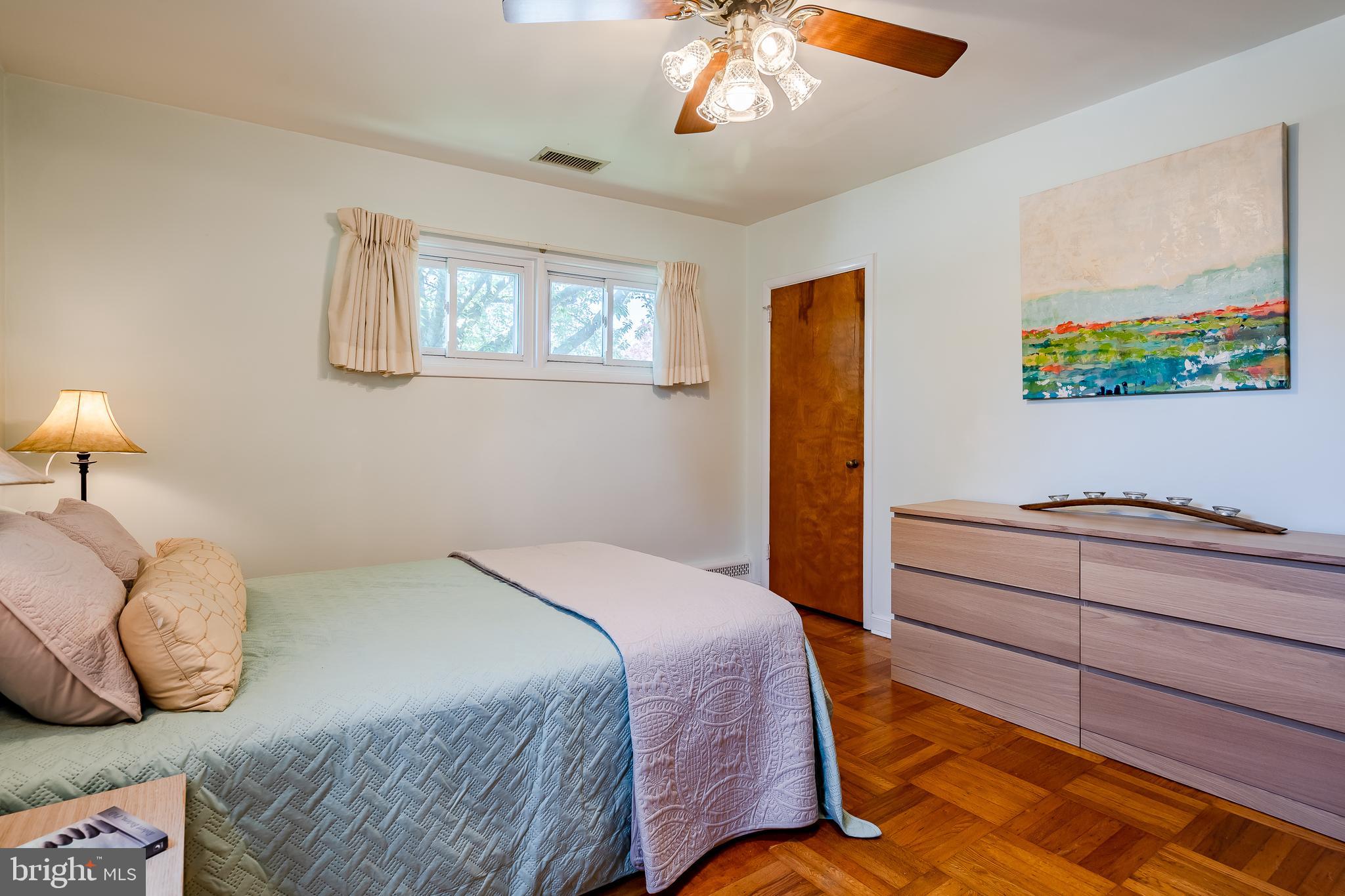 102 Pine Tree Road Paoli, PA 19301 - Photo 17 of 33 Master bedroom with hardwood floors