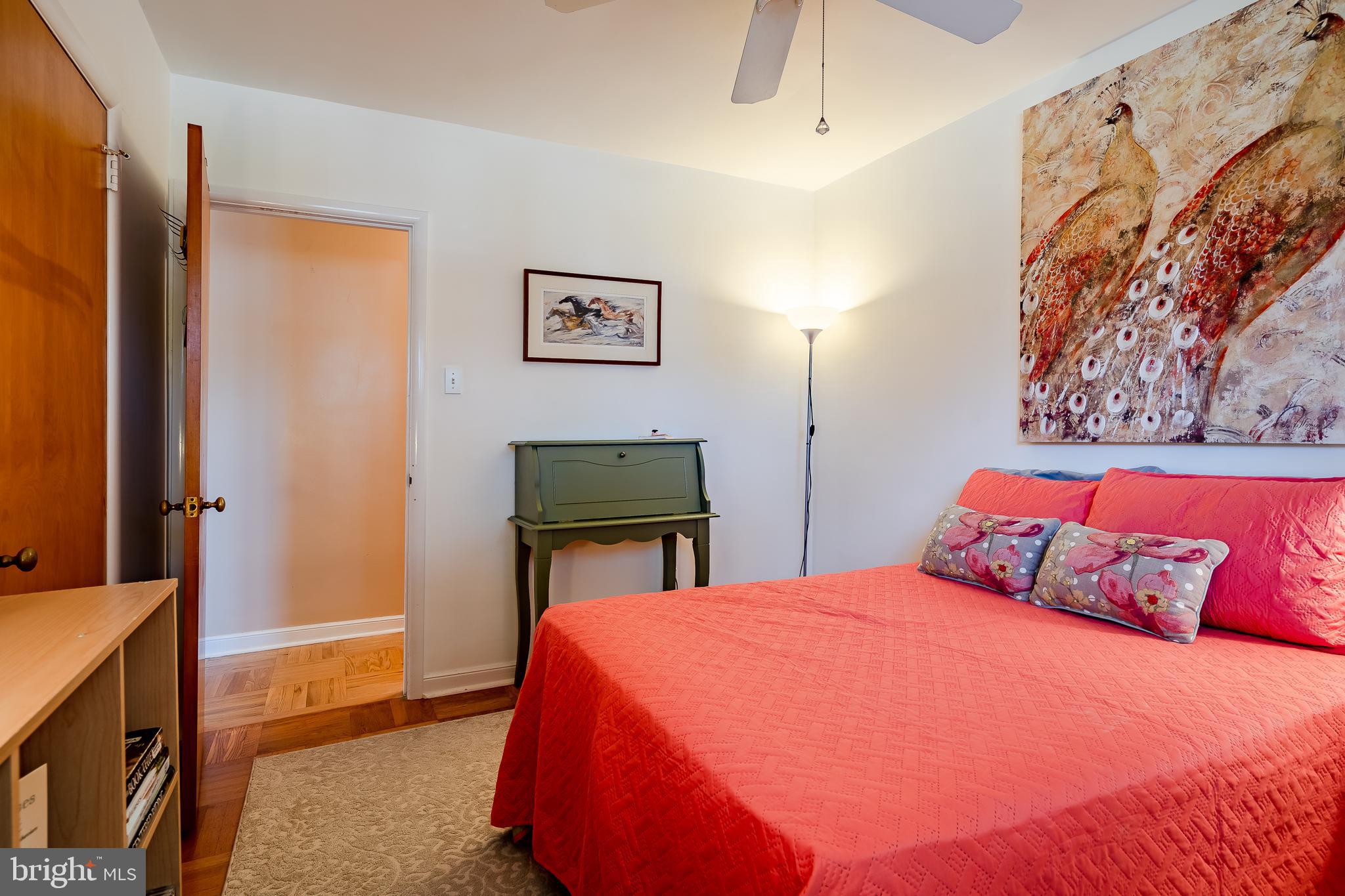 102 Pine Tree Road Paoli, PA 19301 - Photo 20 of 33 2nd bedroom with hardwood floors