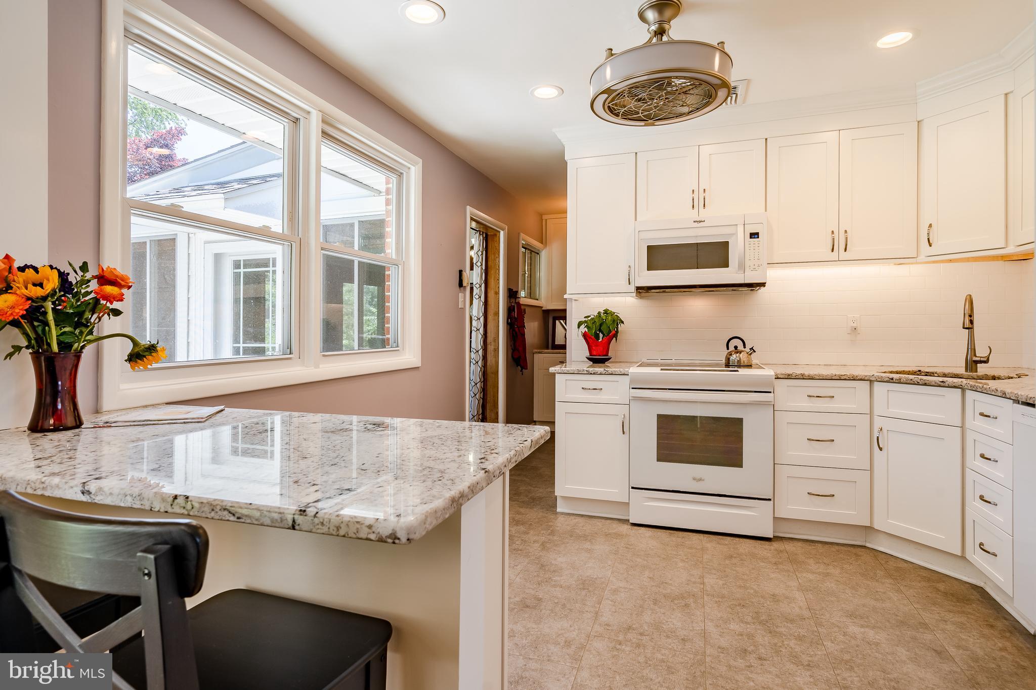 102 Pine Tree Road Paoli, PA 19301 - Photo 8 of 33 New kitchen with breakfast bar