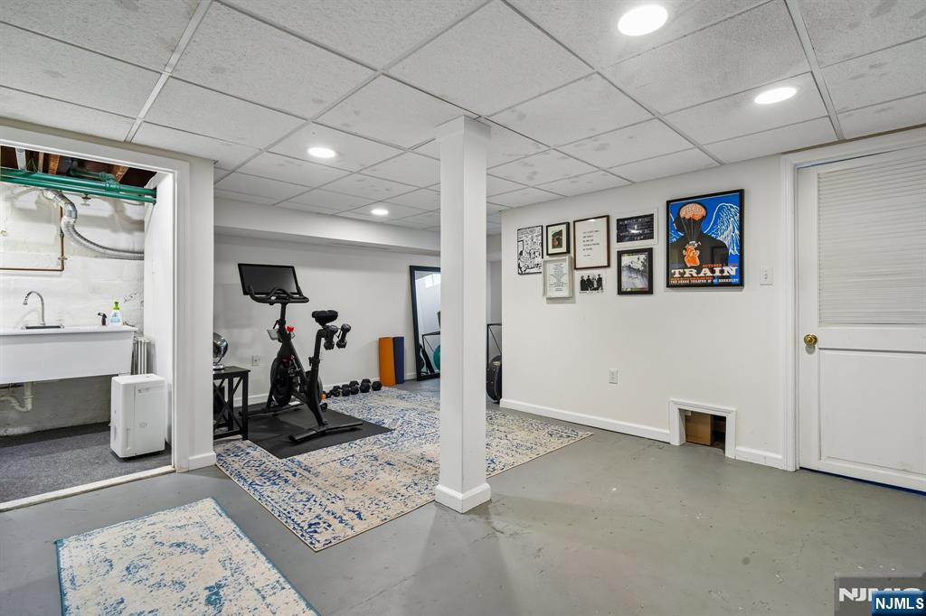72 Central Avenue Montclair, NJ 07042 - Photo 31 of 36