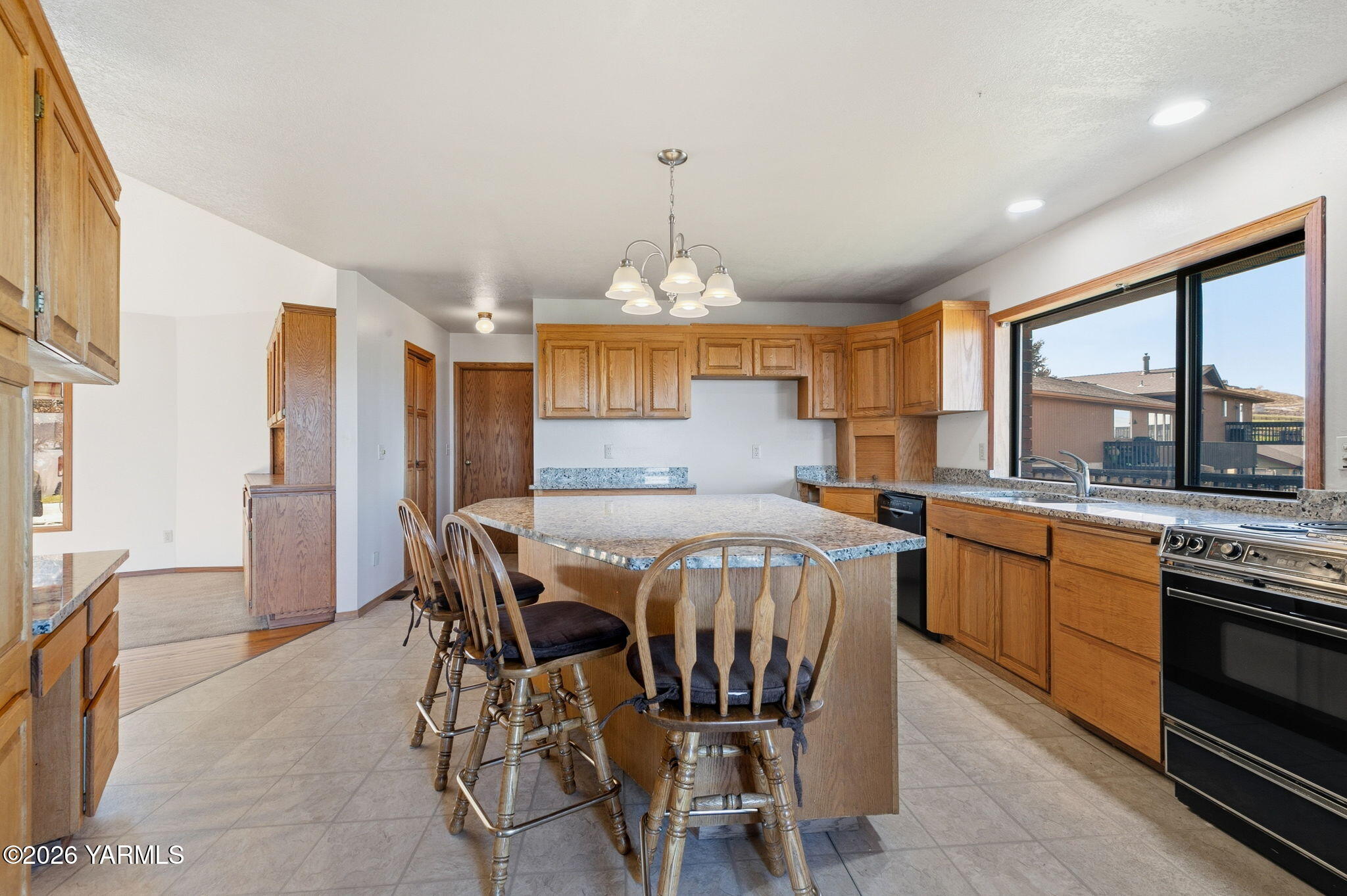 3409 Goodman Road Yakima, WA 98903 - Photo 13 of 34 Cuevas_260309_GoodmanRd_Yakima_19