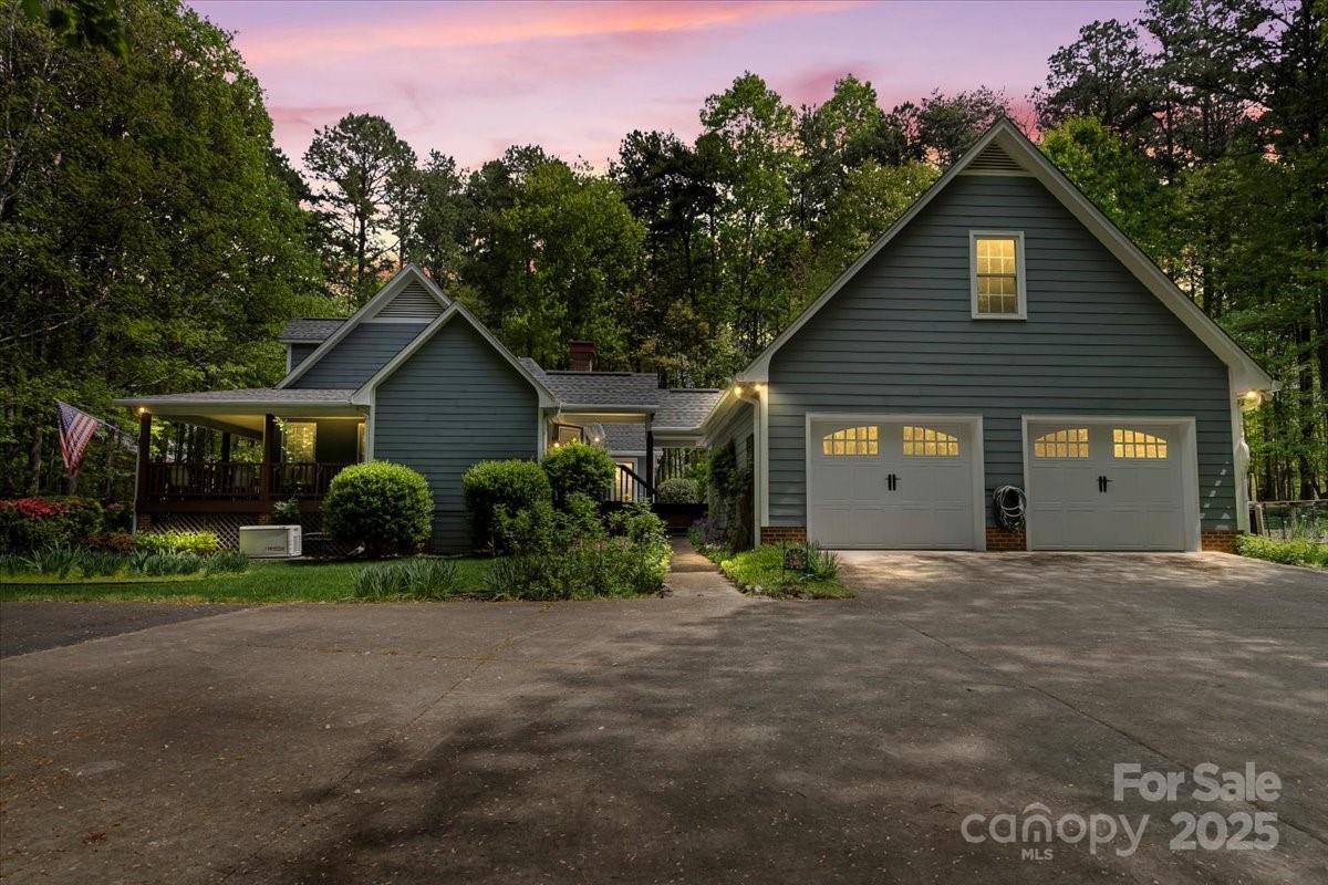 705 Normandy Road Mooresville, NC 28117 - Photo 3 of 39 Gallery Image 3