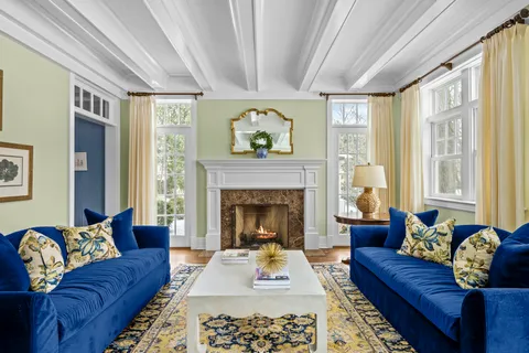 $4,500,000 | 140 Birch Street, Winnetka, IL 60093