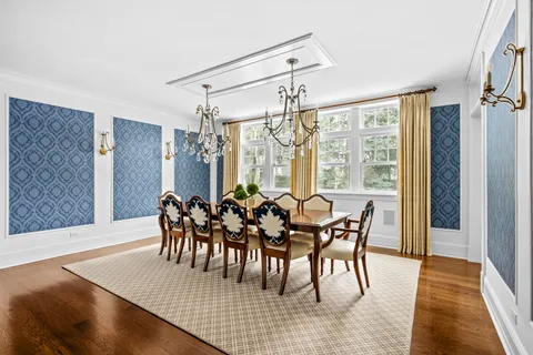 $4,500,000 | 140 Birch Street, Winnetka, IL 60093